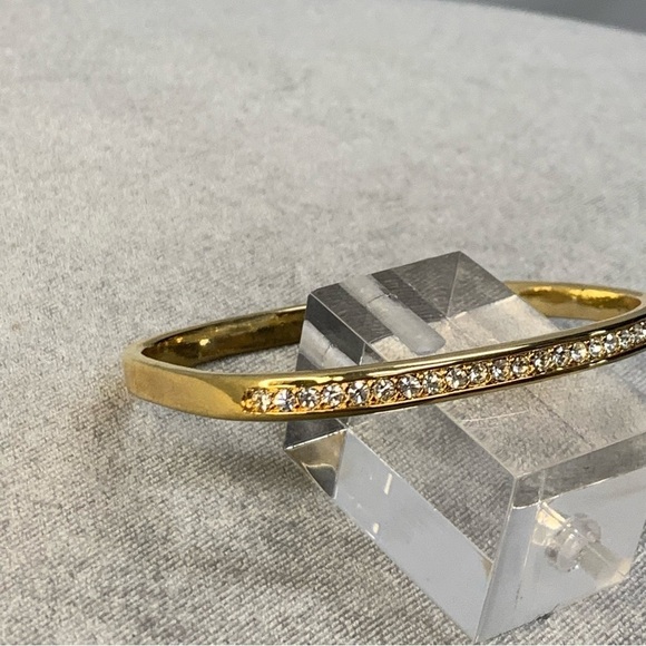 GOLD tone crystal rhinestone cubic Zirconia bangle bracelet - Picture 3 of 6